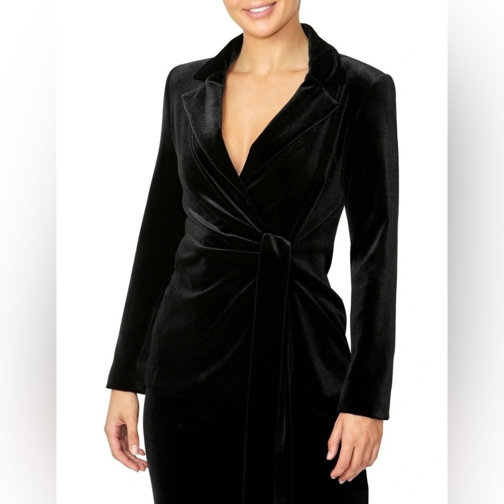 Anthea Crawford Riviera Velour Velvet Blazer Tuxedo Jacket Stealth Quiet Luxury